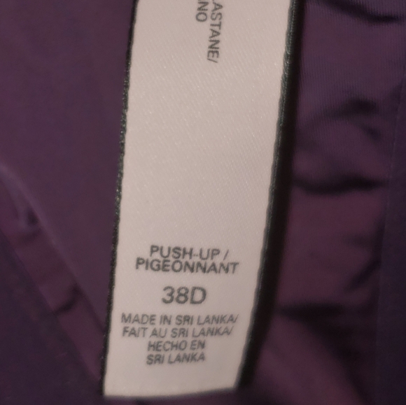 Victoria's Secret Set of 2 Front closure bras, Size 38D, Black and Purple - Picture 7 of 7